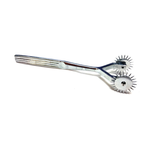 Stainless Steel Two Prong Pinwheel In Clamshell